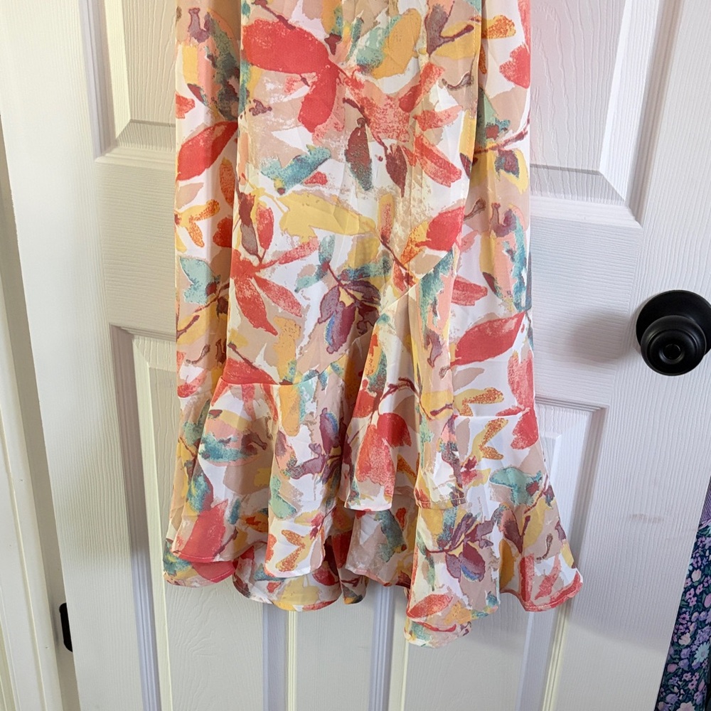 Floral Print Maxi Dress - Picture 5 of 7